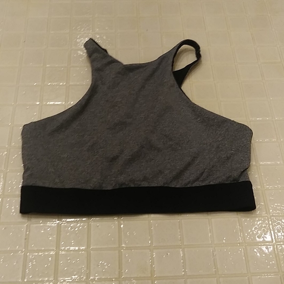 Sports bra - Picture 1 of 2